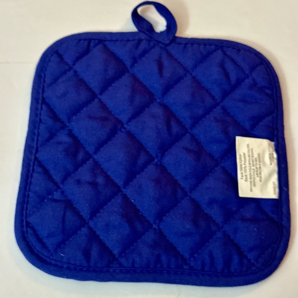 Holiday Kitchen Potholder Bundle - Christmas & 4th of July Themes, Cute, Handy - Picture 11 of 16